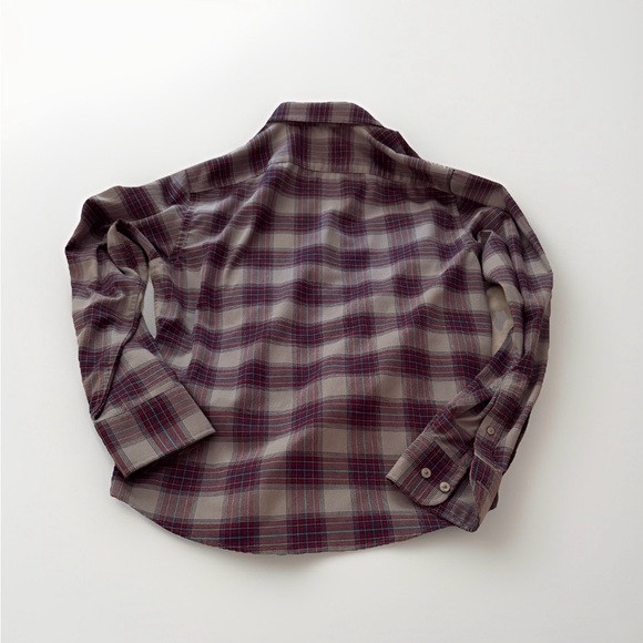 UNTUCKit Hyland Plaid Button Up Shirt Mens Small Gray Red Blue Flannel - Picture 8 of 8